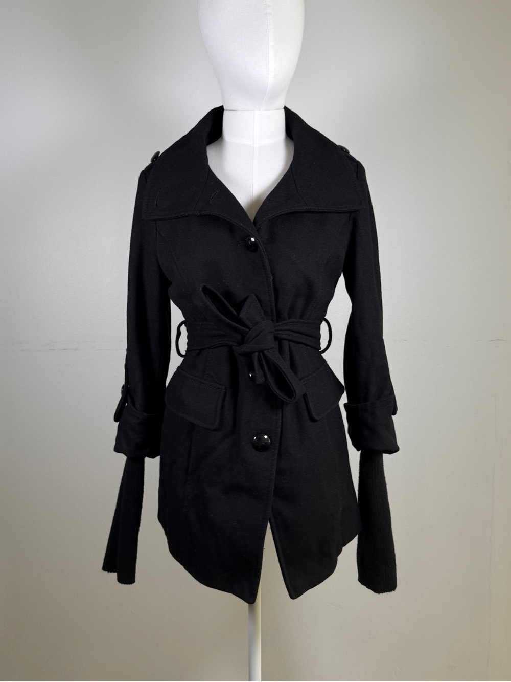 Vintage Y2K Guess Black Belted Women’s Trench Coat